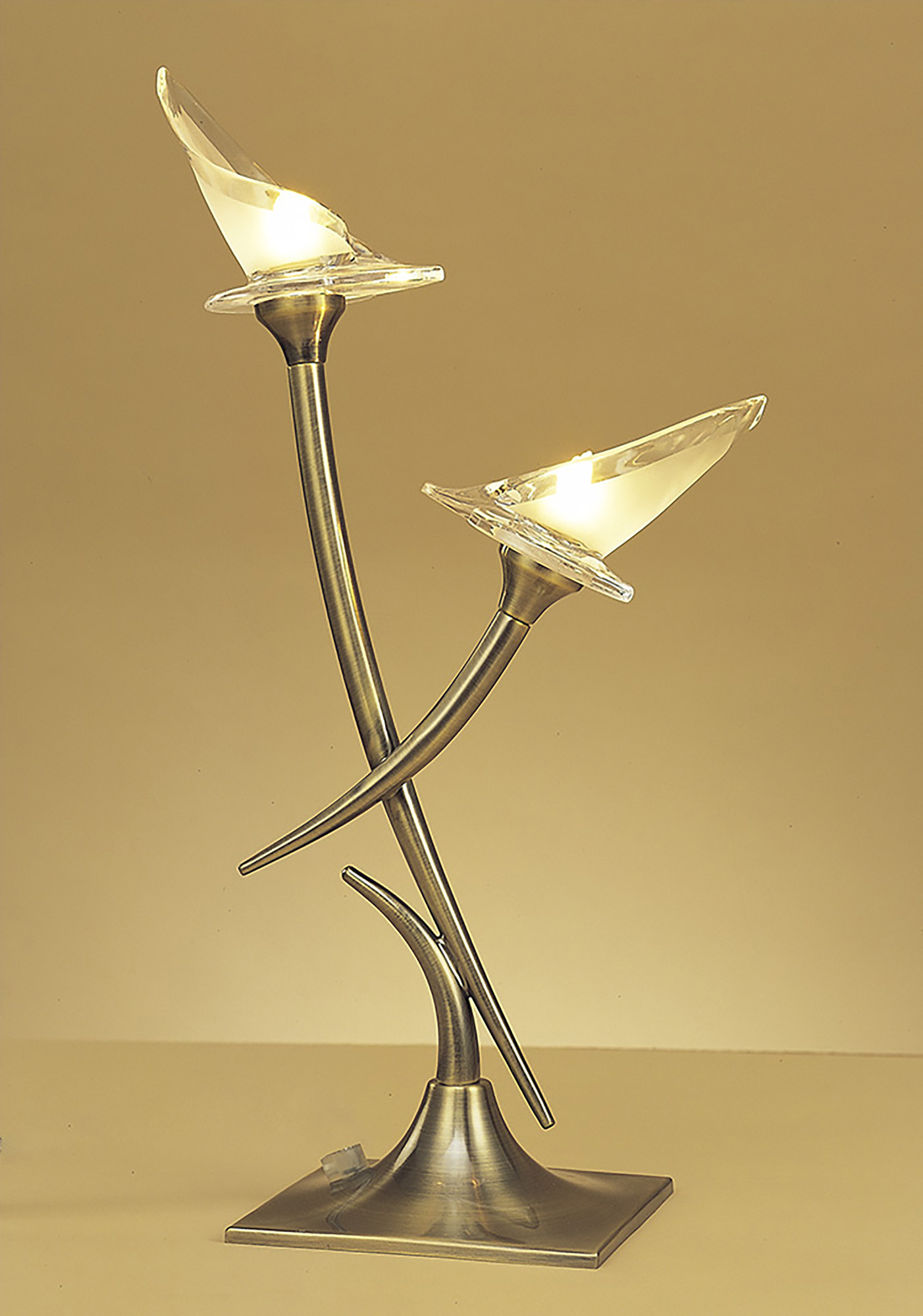 Flavia Antique Brass Table Lamps Mantra Armed Table Lamps